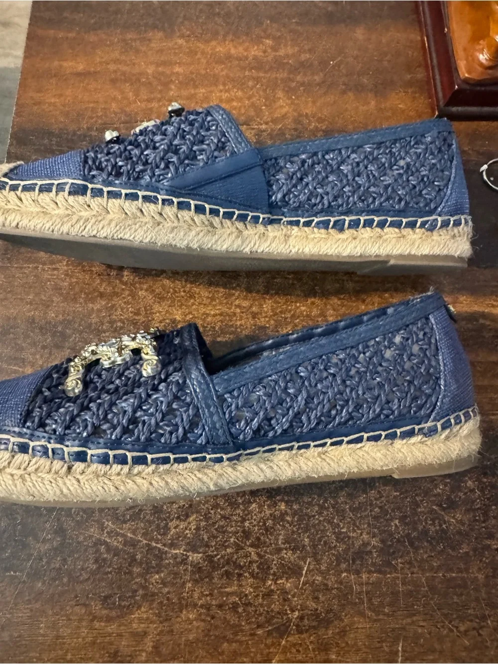 Sam Edelman Khiara Emblem Embellished Espadrille Flats in Hudson Blue Size 9